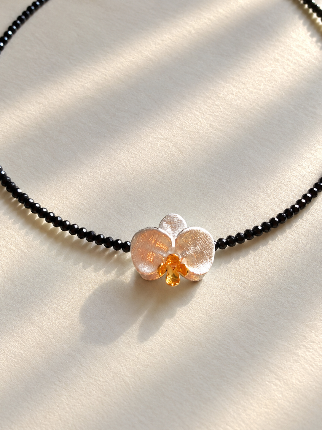 ORKIDÉ Choker med Obsidian | 925 Sølv | GlitzGlow