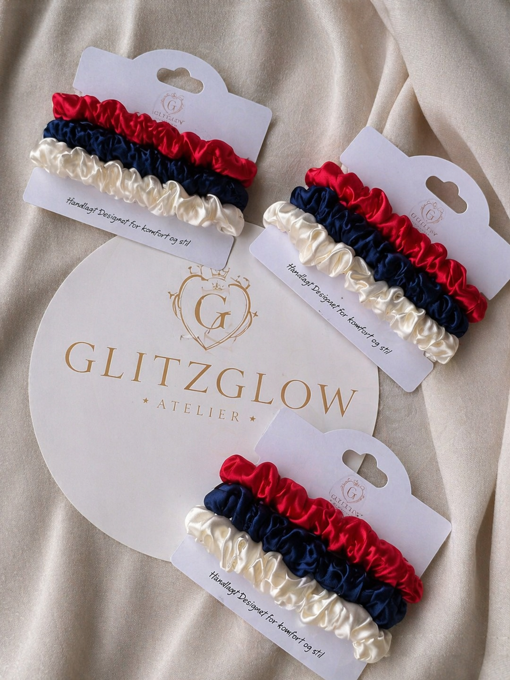 GlitzGlow Atelier satengscrunchies – håndlaget i tre vakre farger