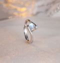Månestein Ring i 925 Sølv – Justerbar Ring | GlitzGlow
