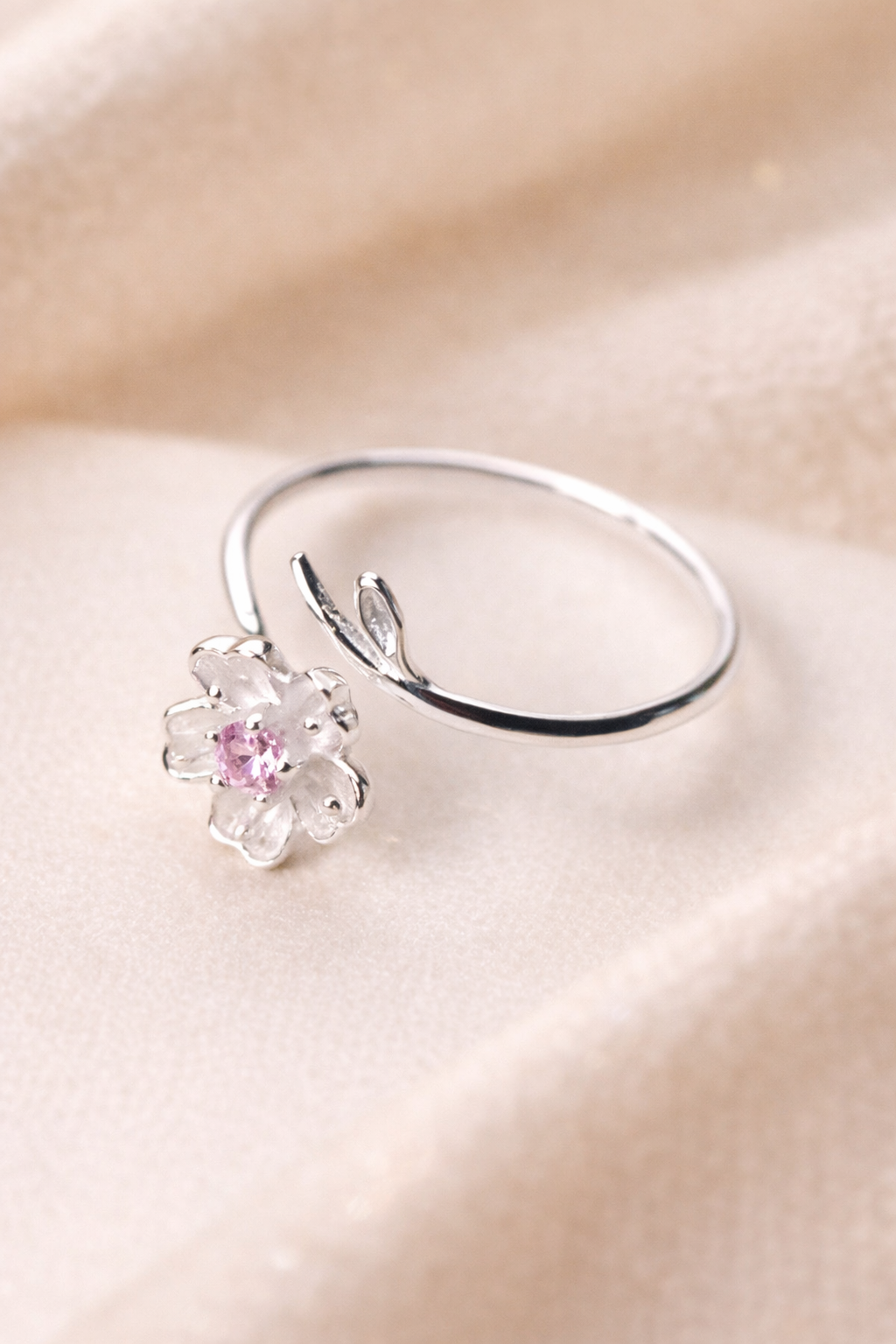 🌸 Lys & Blomst – Ring