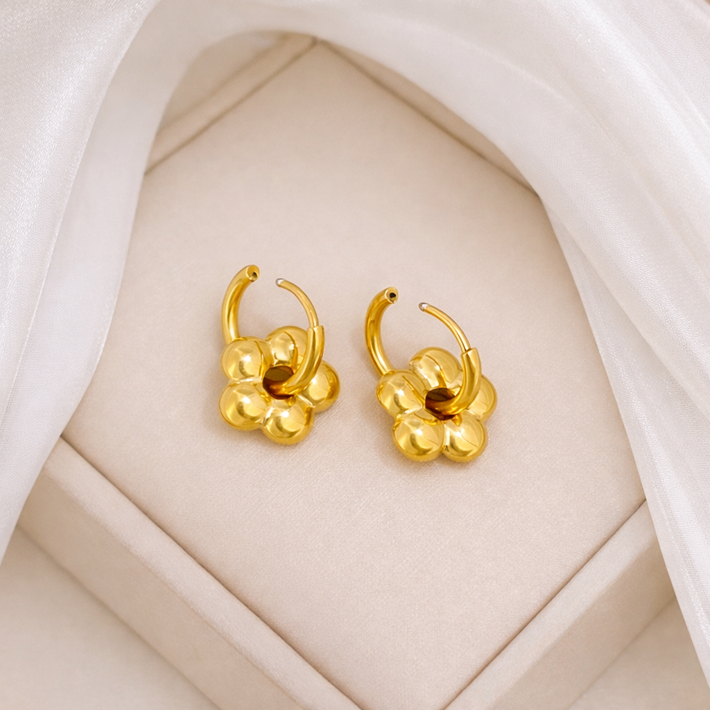 ✨ Blossom Hoops – Gullfarget