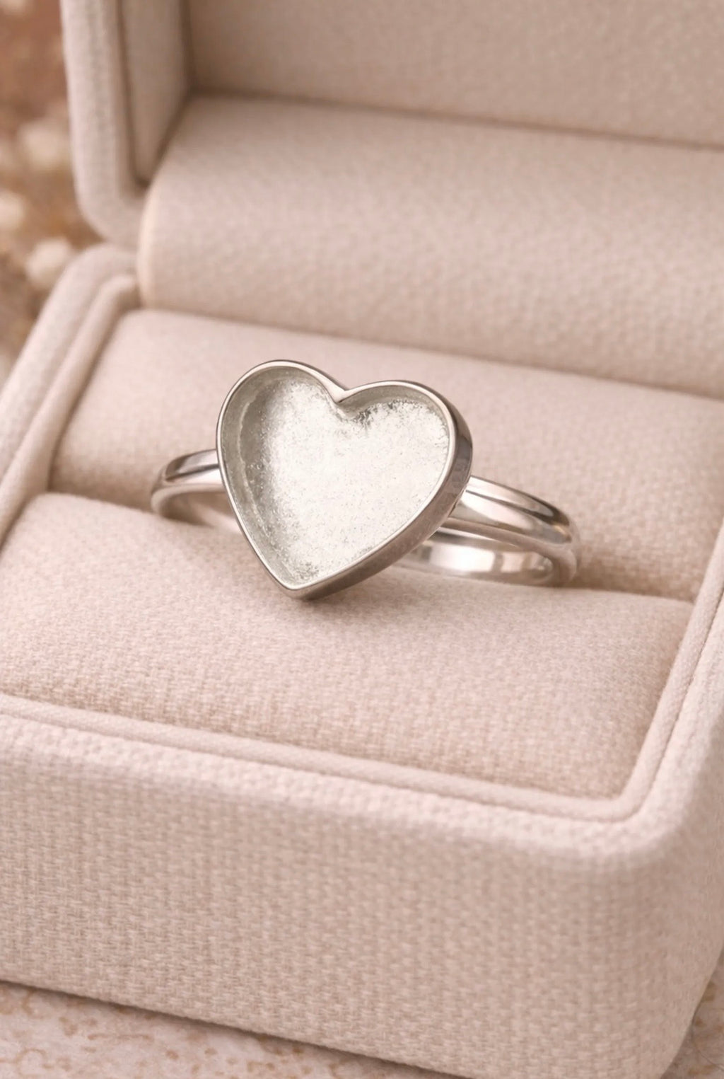 Bella Heart Ring i ekte sølv – justerbar minnering med personlig innhold