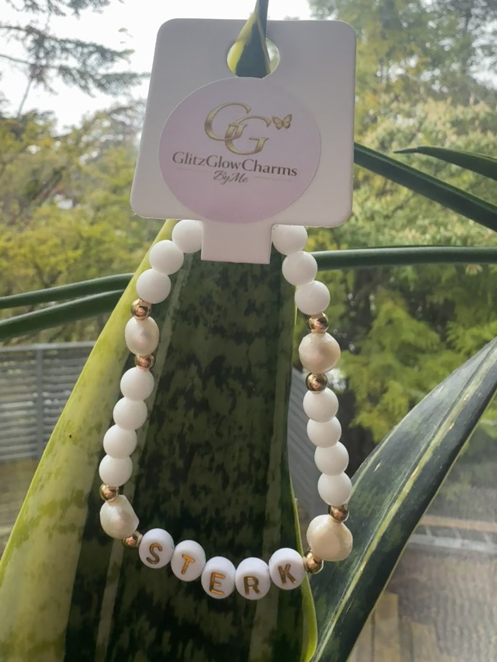 STERK – Armbånd med naturlige ferskvannsperler ✨